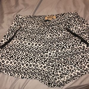 Black and white patterned shorts